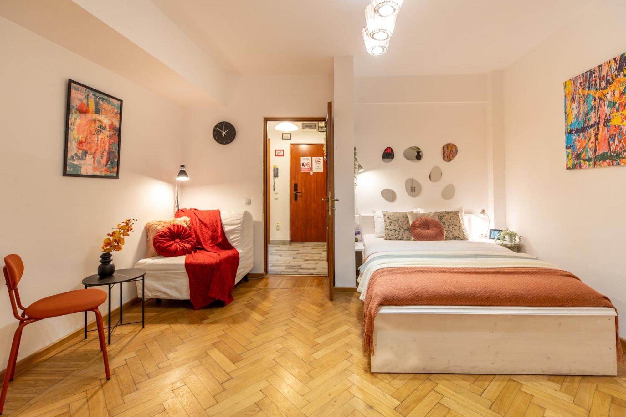 2Br Apartment At Piata Natiunilor Unite: Perfect For City Center Stays Boekarest Buitenkant foto