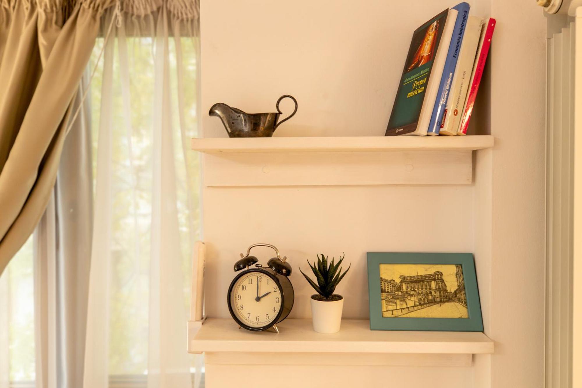 2Br Apartment At Piata Natiunilor Unite: Perfect For City Center Stays Boekarest Buitenkant foto