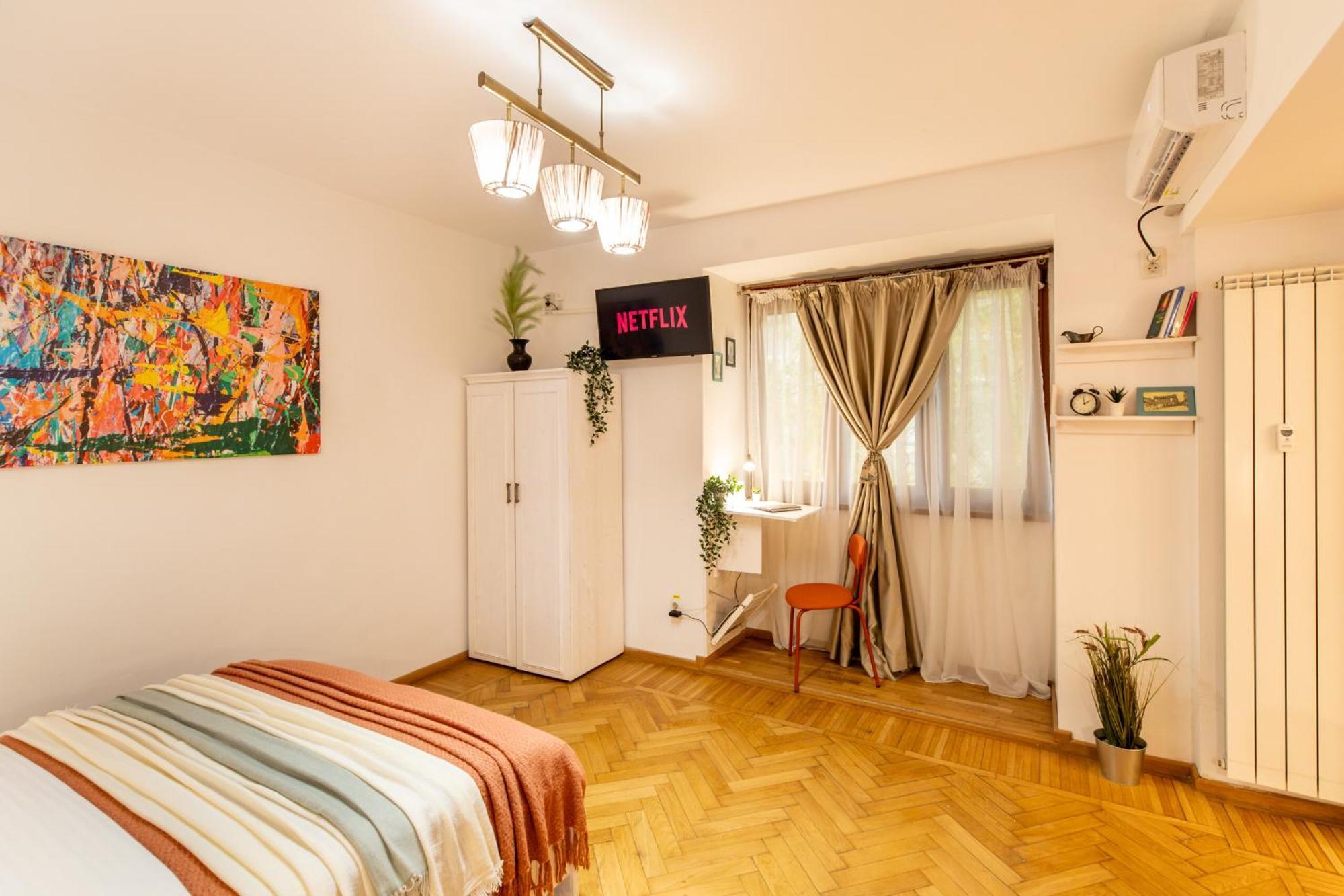 2Br Apartment At Piata Natiunilor Unite: Perfect For City Center Stays Boekarest Buitenkant foto